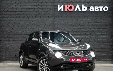 Nissan Juke II, 2013 год, 920 000 рублей, 3 фотография