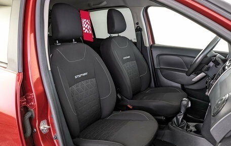 Renault Sandero II рестайлинг, 2017 год, 1 250 000 рублей, 24 фотография