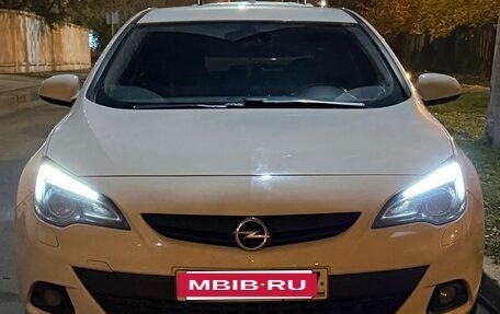Opel Astra J, 2013 год, 950 000 рублей, 2 фотография