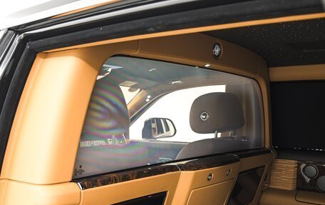 Rolls-Royce Phantom VIII, 2024 год, 80 000 000 рублей, 15 фотография