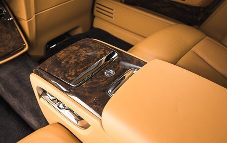 Rolls-Royce Phantom VIII, 2024 год, 80 000 000 рублей, 17 фотография