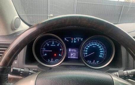 Toyota Land Cruiser 200 рестайлинг 2, 2011 год, 3 300 000 рублей, 11 фотография