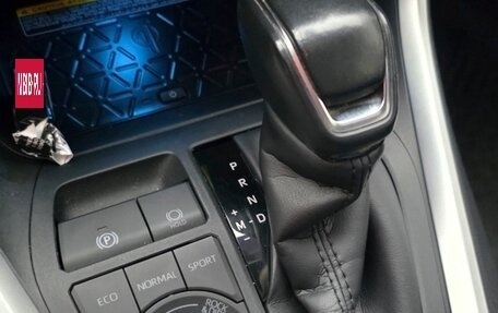 Toyota RAV4, 2020 год, 4 000 000 рублей, 5 фотография