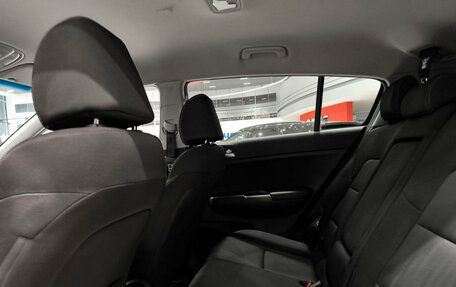 KIA Sportage IV рестайлинг, 2020 год, 2 500 000 рублей, 16 фотография