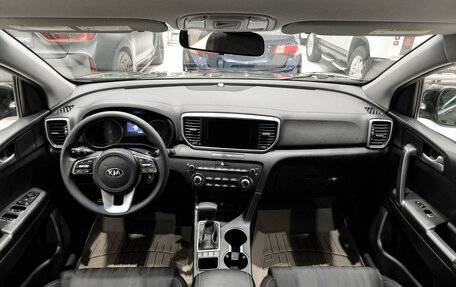 KIA Sportage IV рестайлинг, 2020 год, 2 500 000 рублей, 18 фотография
