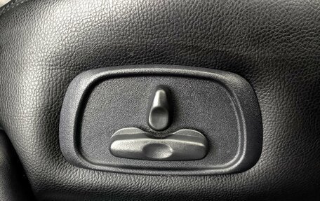 Mitsubishi Pajero IV рестайлинг 2, 2012 год, 2 220 000 рублей, 29 фотография