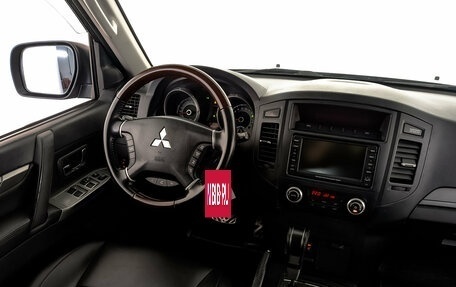 Mitsubishi Pajero IV рестайлинг 2, 2012 год, 2 220 000 рублей, 28 фотография