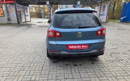 Volkswagen Tiguan I, 2010 год, 940 000 рублей, 3 фотография