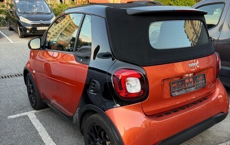 Smart Fortwo III, 2016 год, 2 990 000 рублей, 6 фотография