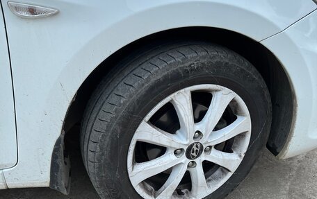Hyundai Solaris II рестайлинг, 2014 год, 850 000 рублей, 10 фотография