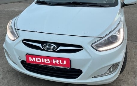 Hyundai Solaris II рестайлинг, 2014 год, 850 000 рублей, 14 фотография