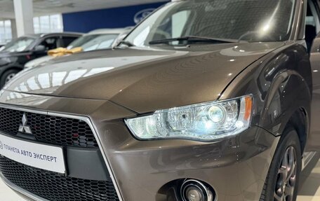 Mitsubishi Outlander III рестайлинг 3, 2009 год, 999 000 рублей, 9 фотография