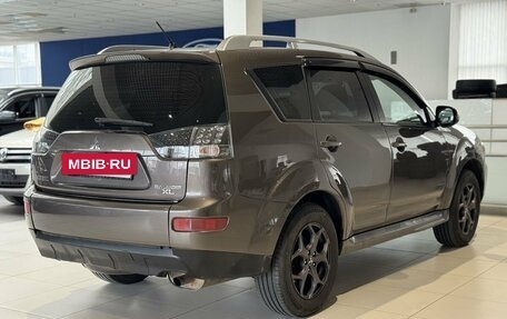 Mitsubishi Outlander III рестайлинг 3, 2009 год, 999 000 рублей, 4 фотография
