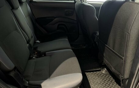 Mitsubishi Outlander III рестайлинг 3, 2009 год, 999 000 рублей, 25 фотография