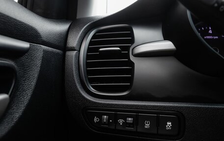 KIA Rio IV, 2019 год, 1 399 000 рублей, 18 фотография
