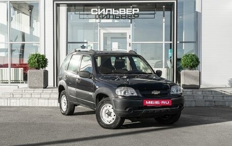 Chevrolet Niva I рестайлинг, 2016 год, 750 000 рублей, 5 фотография