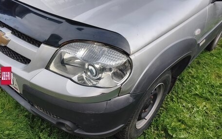 Chevrolet Niva I рестайлинг, 2013 год, 400 000 рублей, 3 фотография