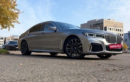 BMW 7 серия, 2021 год, 6 100 000 рублей, 2 фотография