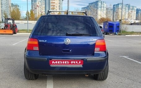 Volkswagen Golf IV, 2003 год, 350 000 рублей, 2 фотография