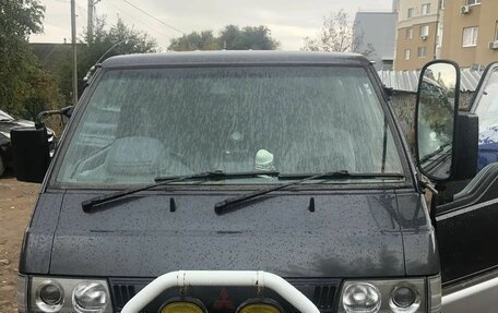 Mitsubishi Delica III, 1992 год, 850 000 рублей, 3 фотография