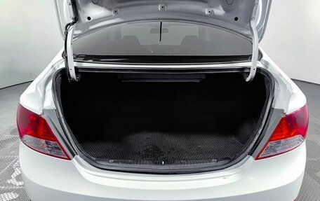 Hyundai Solaris II рестайлинг, 2012 год, 635 000 рублей, 12 фотография