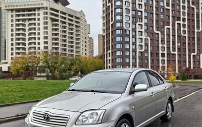 Toyota Avensis III рестайлинг, 2003 год, 495 000 рублей, 1 фотография