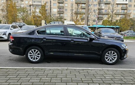 Volkswagen Passat B8 рестайлинг, 2019 год, 2 399 000 рублей, 2 фотография