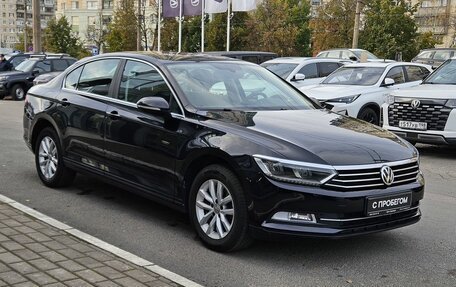 Volkswagen Passat B8 рестайлинг, 2019 год, 2 399 000 рублей, 7 фотография