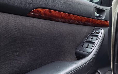 Toyota Avensis III рестайлинг, 2003 год, 495 000 рублей, 12 фотография
