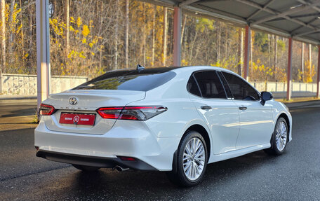 Toyota Camry, 2019 год, 2 950 000 рублей, 6 фотография
