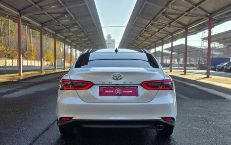 Toyota Camry, 2019 год, 2 950 000 рублей, 5 фотография
