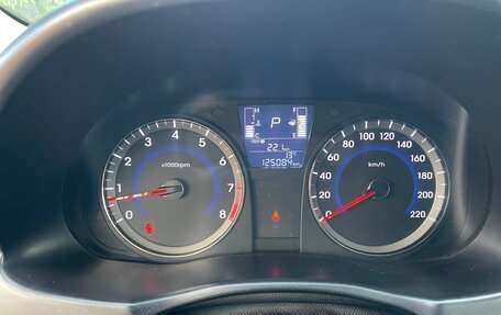 Hyundai Solaris II рестайлинг, 2016 год, 900 000 рублей, 8 фотография
