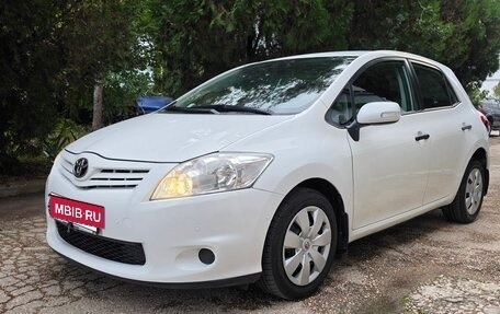 Toyota Auris II, 2010 год, 925 000 рублей, 4 фотография