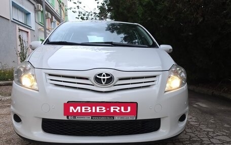 Toyota Auris II, 2010 год, 925 000 рублей, 3 фотография