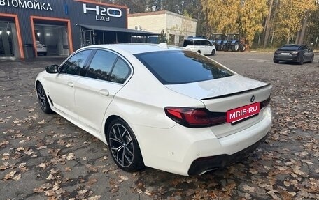 BMW 5 серия, 2021 год, 5 650 000 рублей, 9 фотография