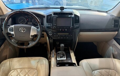 Toyota Land Cruiser 200, 2012 год, 3 195 000 рублей, 9 фотография