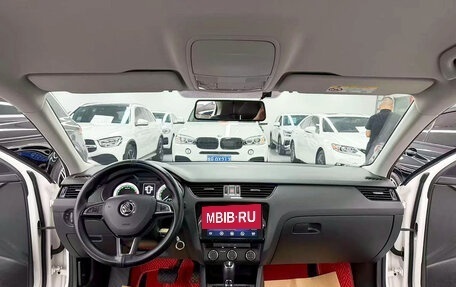 Skoda Octavia, 2022 год, 1 403 700 рублей, 9 фотография