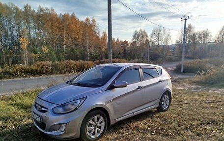 Hyundai Solaris II рестайлинг, 2014 год, 490 000 рублей, 2 фотография