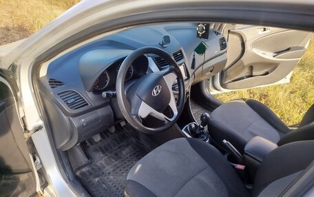 Hyundai Solaris II рестайлинг, 2014 год, 490 000 рублей, 6 фотография