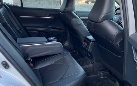 Toyota Camry, 2018 год, 3 150 000 рублей, 7 фотография