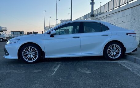 Toyota Camry, 2018 год, 3 150 000 рублей, 4 фотография