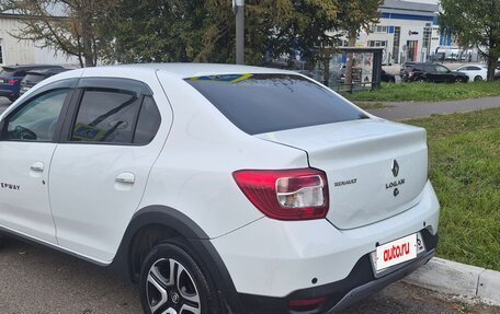 Renault Logan II, 2018 год, 930 000 рублей, 3 фотография