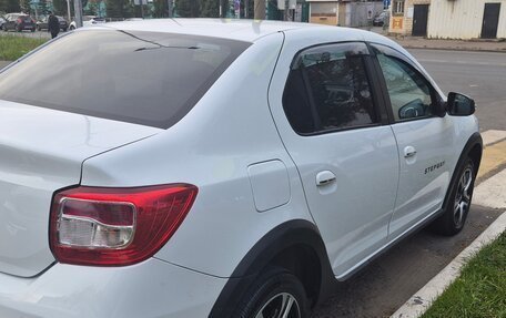 Renault Logan II, 2018 год, 930 000 рублей, 6 фотография