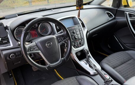 Opel Astra J, 2013 год, 900 000 рублей, 11 фотография
