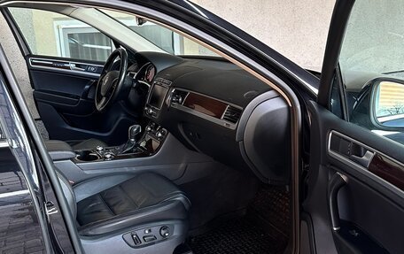 Volkswagen Touareg III, 2016 год, 2 200 000 рублей, 9 фотография
