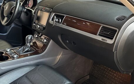 Volkswagen Touareg III, 2016 год, 2 200 000 рублей, 8 фотография