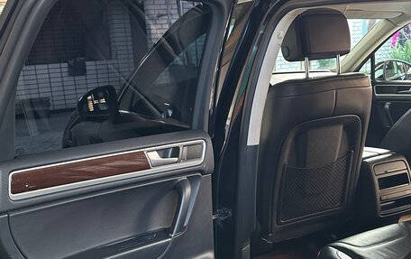 Volkswagen Touareg III, 2016 год, 2 200 000 рублей, 14 фотография