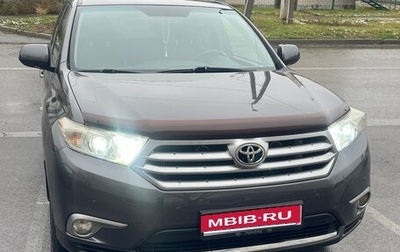 Toyota Highlander III, 2012 год, 2 350 000 рублей, 1 фотография