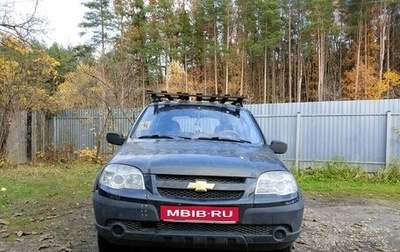 Chevrolet Niva I рестайлинг, 2010 год, 260 000 рублей, 1 фотография