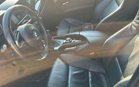 BMW 5 серия, 2005 год, 1 700 000 рублей, 13 фотография